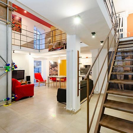 Appartamento Joivy Vibrant Open-Plan Apt For 6 In Historic Centre Genova Esterno foto