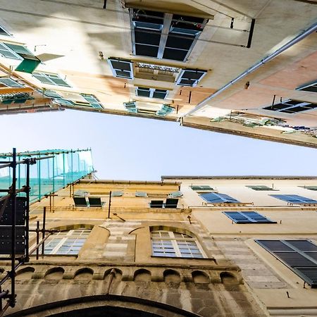 Appartamento Joivy Vibrant Open-Plan Apt For 6 In Historic Centre Genova Esterno foto