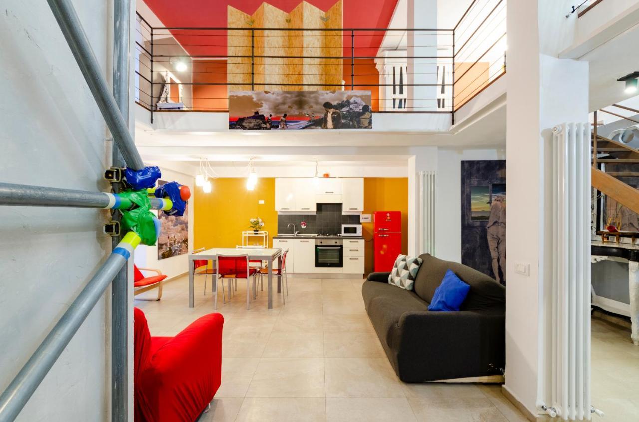 Appartamento Joivy Vibrant Open-Plan Apt For 6 In Historic Centre Genova Esterno foto