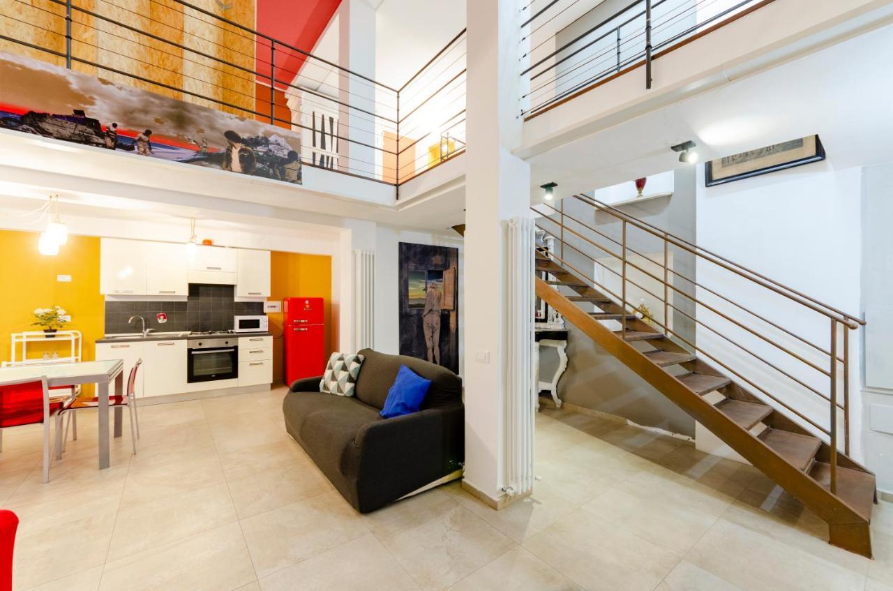 Appartamento Joivy Vibrant Open-Plan Apt For 6 In Historic Centre Genova Esterno foto
